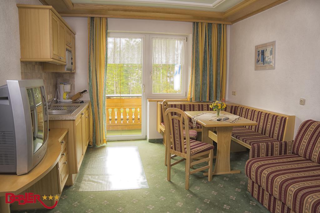 Ferienhotel Dobler Вайссенбах-на-Лехе Номер фото